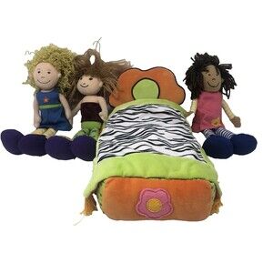 GROOVY GIRLS Vintage Manhattan Toy Co Bed & 3 Dolls LOT Furniture Blanket 2000